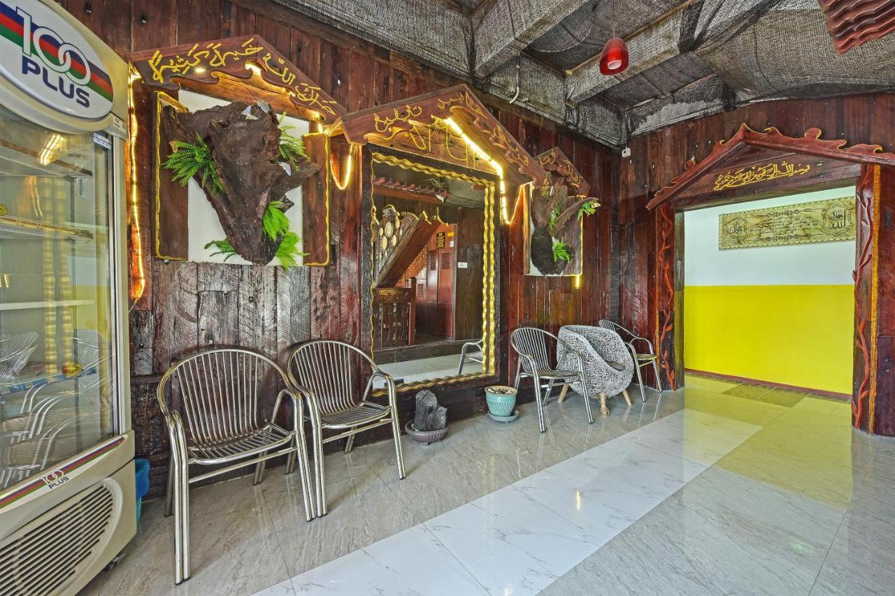 Super Oyo Capital O 90659 Raintown Timbers Hotel Taiping Dış mekan fotoğraf