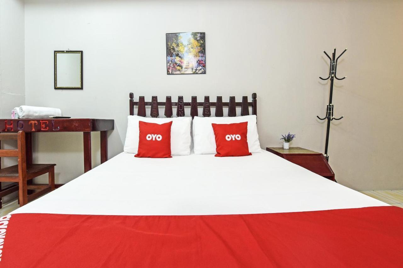 Super Oyo Capital O 90659 Raintown Timbers Hotel Taiping Dış mekan fotoğraf