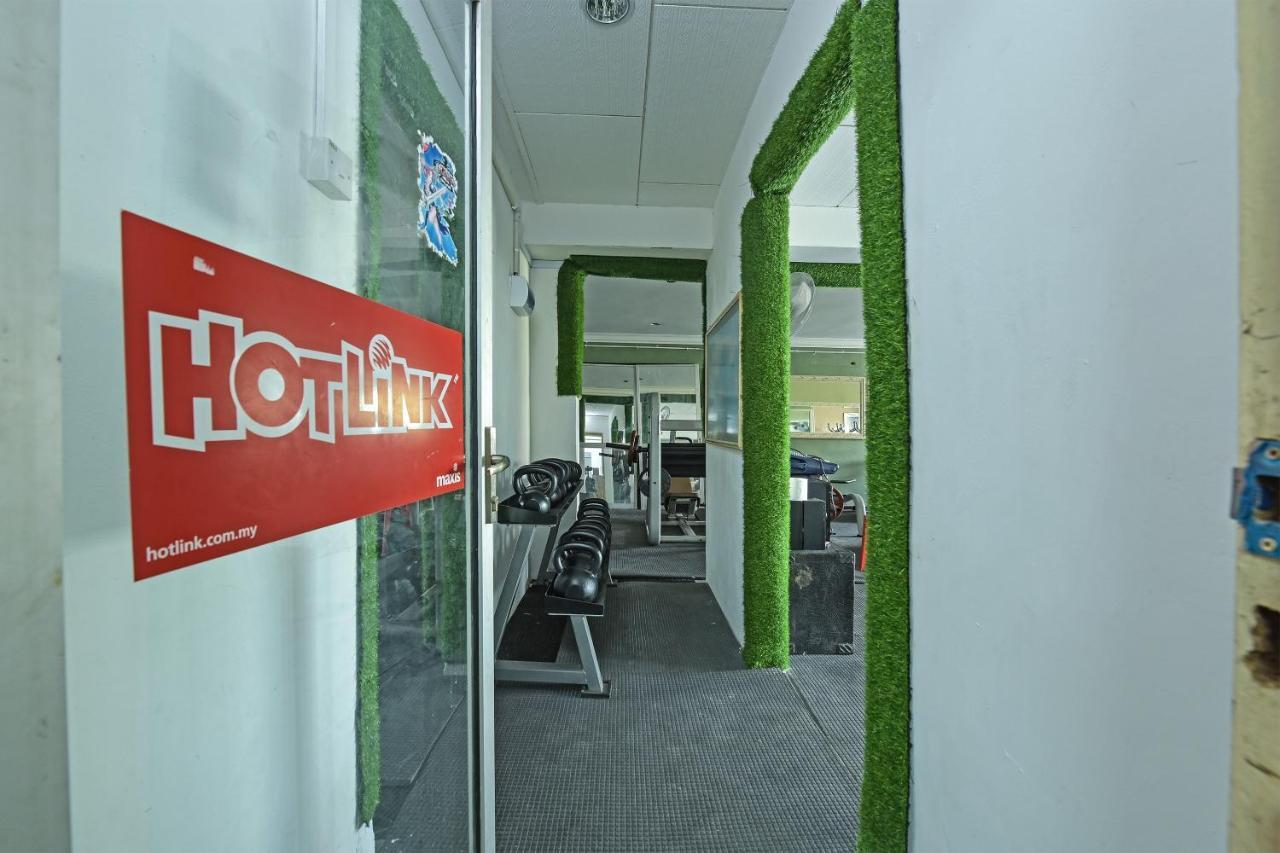 Super Oyo Capital O 90659 Raintown Timbers Hotel Taiping Dış mekan fotoğraf