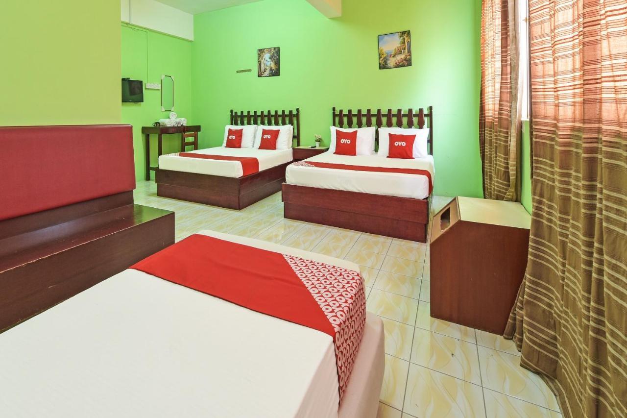 Super Oyo Capital O 90659 Raintown Timbers Hotel Taiping Dış mekan fotoğraf