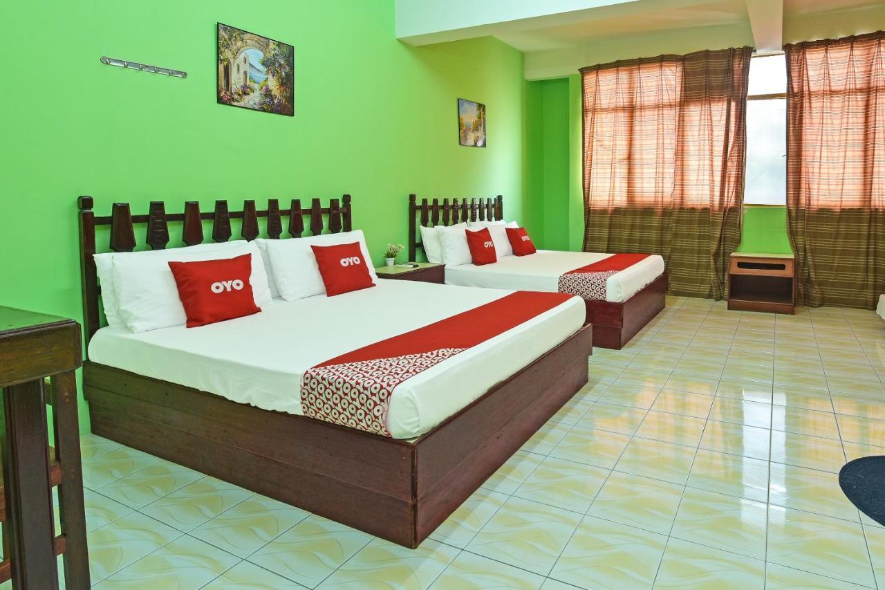 Super Oyo Capital O 90659 Raintown Timbers Hotel Taiping Dış mekan fotoğraf